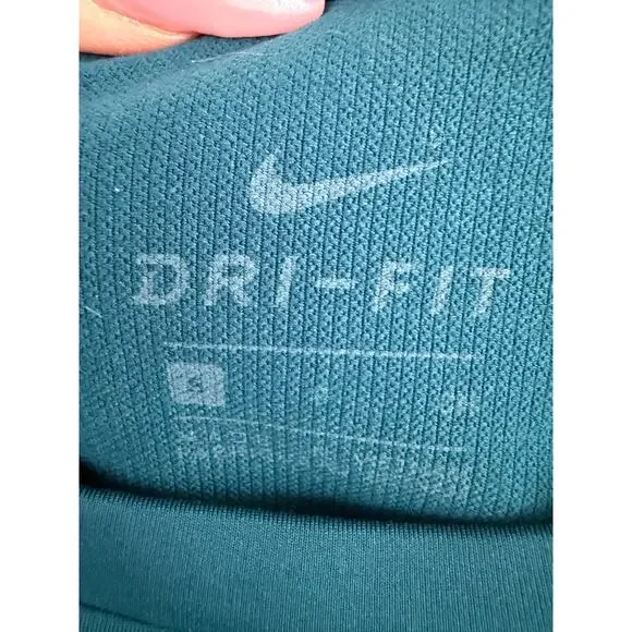 Nike Dri-Fit Cropped Long Sleeve Top Star Print Teal Athletic Shirt Size Small - Picture 4 of 6